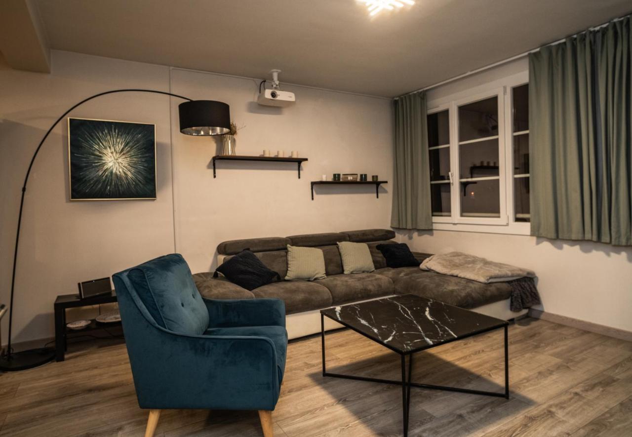 Joli T2 Proche Du Metro Avec Vue Tour Eiffel Apartment Issy-les-Moulineaux Exterior foto